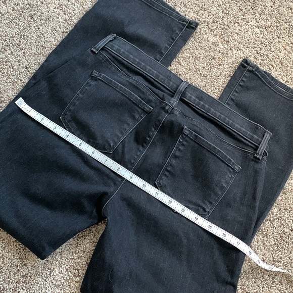 J BRAND Selena Mid-Rise Bootcut Black Stretch Denim Cropped Capri - Picture 12 of 16